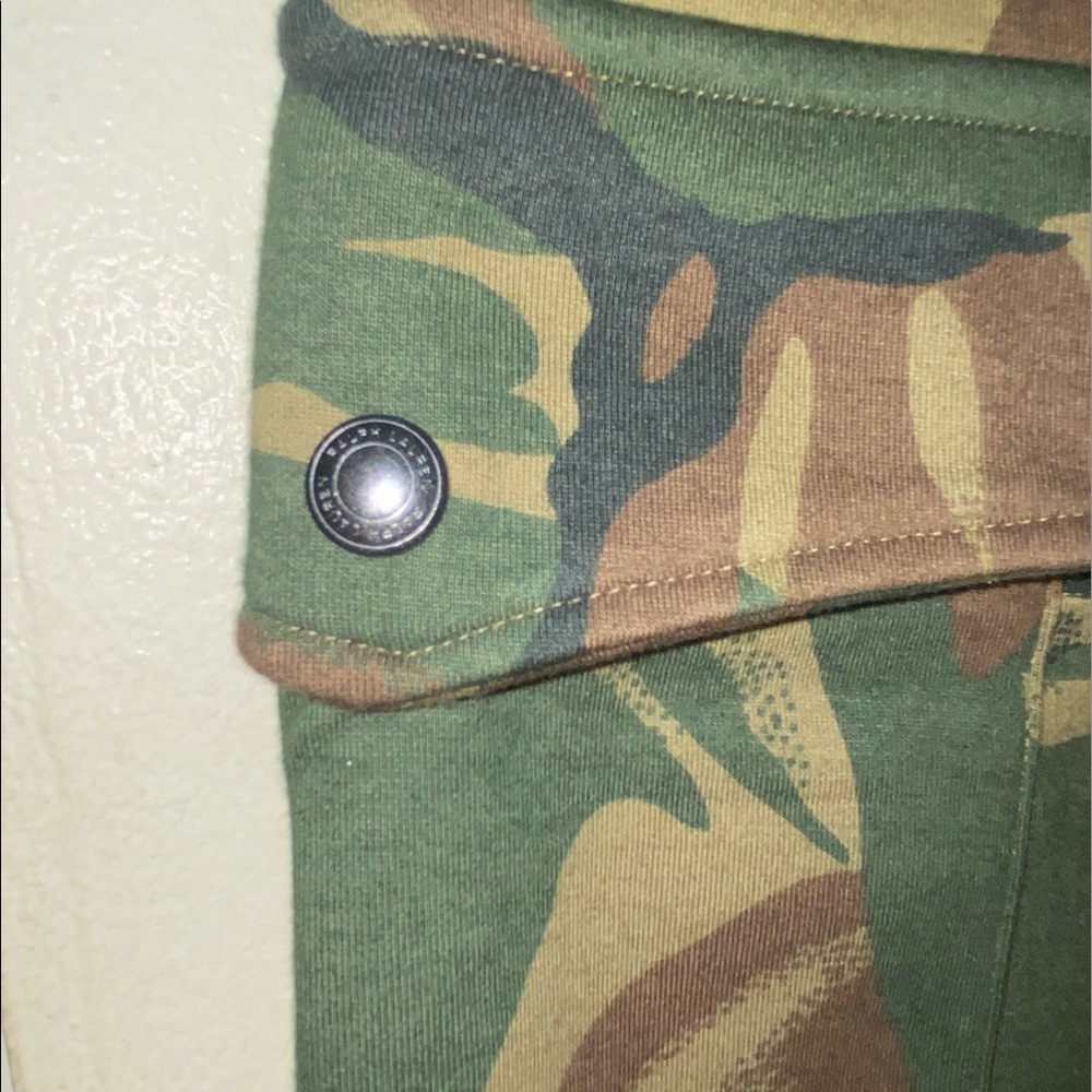 :::NWT::: polo Ralph Lauren camo cargo sweatshorts 🩳 size small - Picture 6 of 11